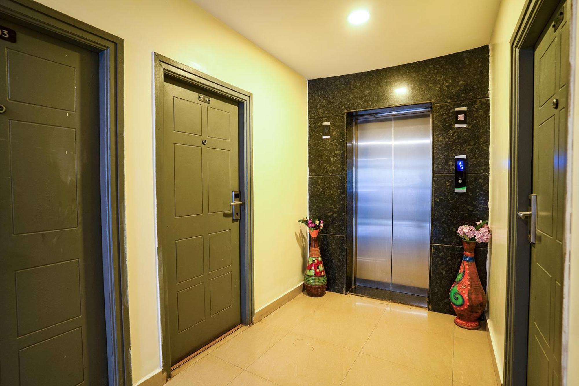 Fabhotel Royal Sterling- Manyata Tech Park Bengalúr Exteriér fotografie