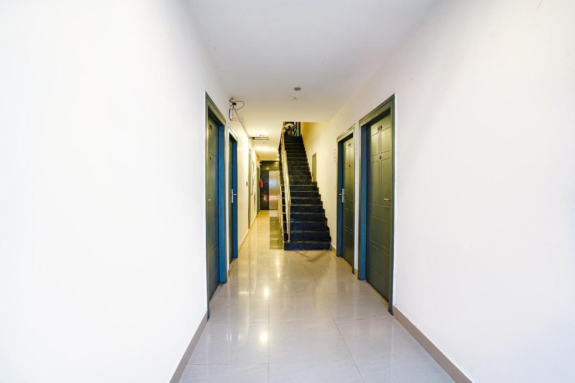 Fabhotel Royal Sterling- Manyata Tech Park Bengalúr Exteriér fotografie