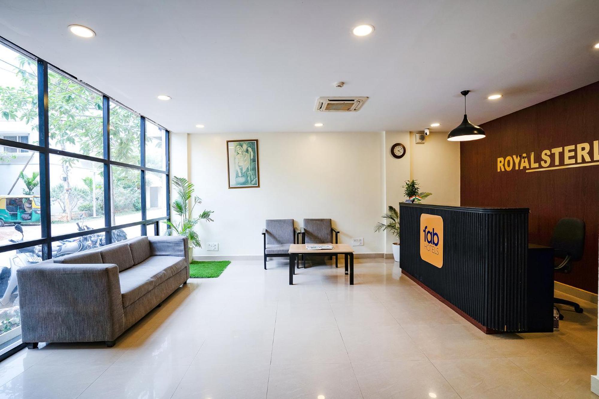 Fabhotel Royal Sterling- Manyata Tech Park Bengalúr Exteriér fotografie